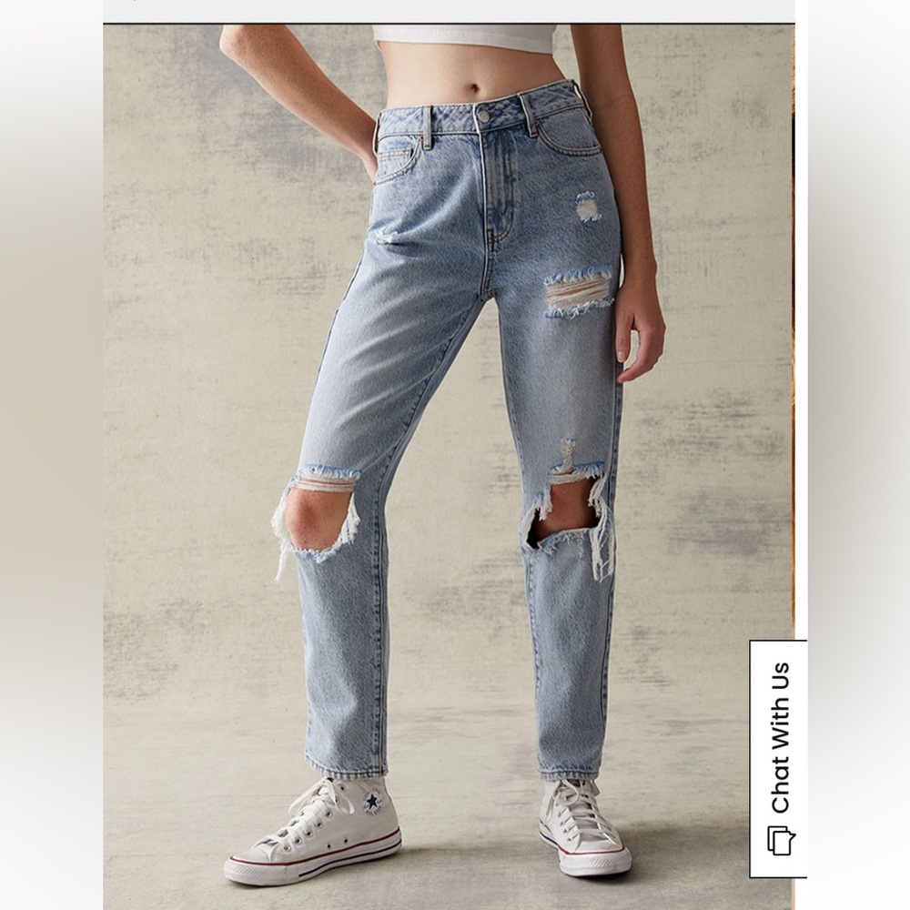 pacsun light wash mom jeans. Size 30.